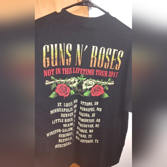 Guns N Roses Authentic Tour Tee 2017 2XL Rare - Picture 7 of 7